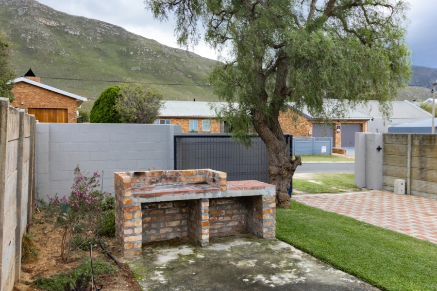 2 Bedroom Property for Sale in Kleinmond Western Cape